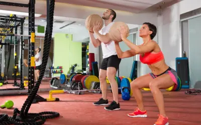 Jak ułożyć trening CrossFit? Przewodnik krok po kroku dla początkujących