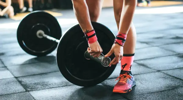WOD CrossFit: Co to jest? Przewodnik dla początkujących i zaawansowanych