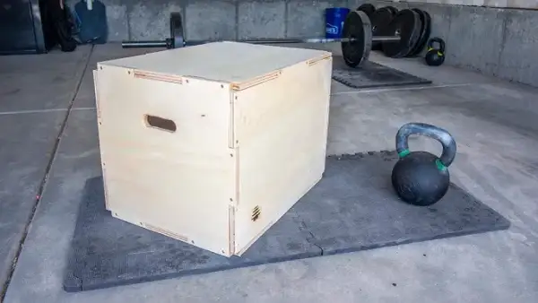 Jak zbudować skrzynię do crossfitu DIY? Poradnik krok po kroku
