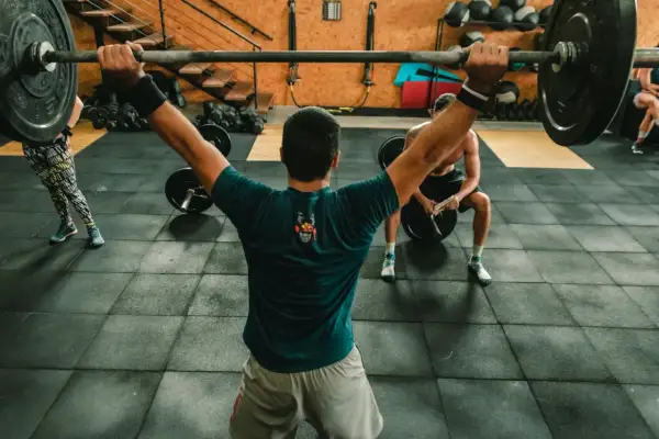 Ile razy w tygodniu ćwiczyć CrossFit? Optymalna częstotliwość