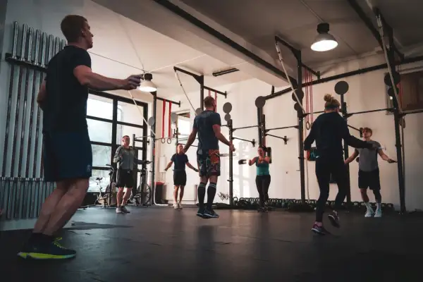 CrossFit Warszawa: Przewodnik po boxach, cenach i treningach